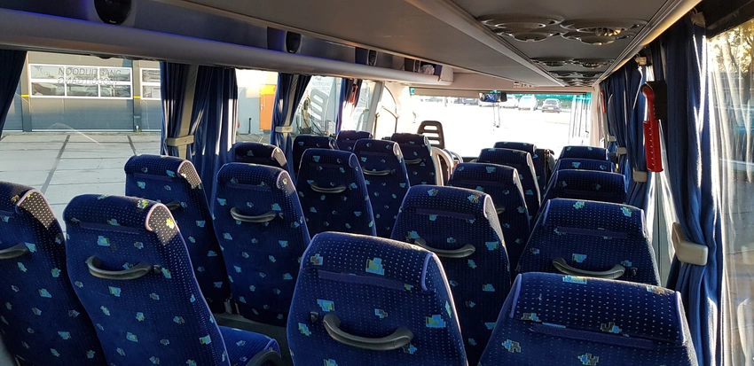 Touringcar huren schoolreisje 